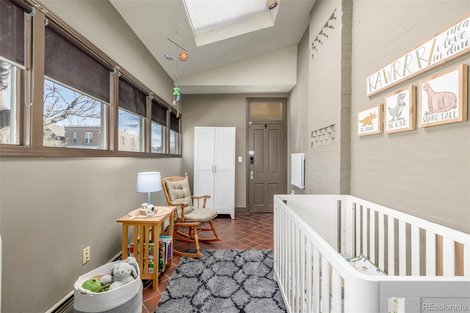 MLS Image #20 for 107 w cedar avenue,denver, Colorado