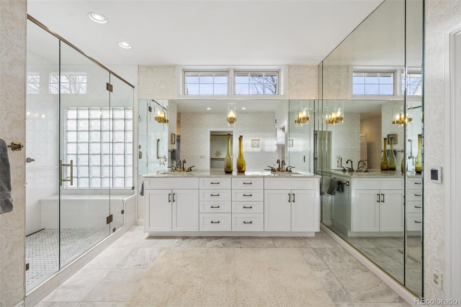 MLS Image #23 for 390  saint paul street,denver, Colorado