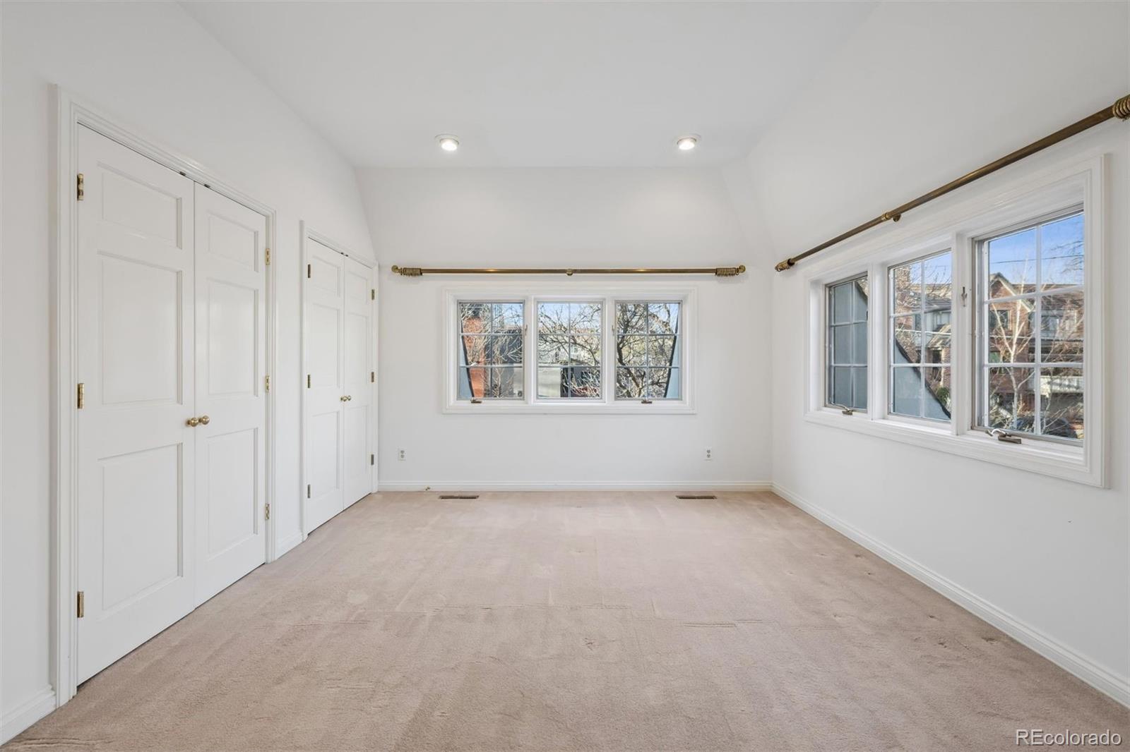 MLS Image #30 for 390  saint paul street,denver, Colorado