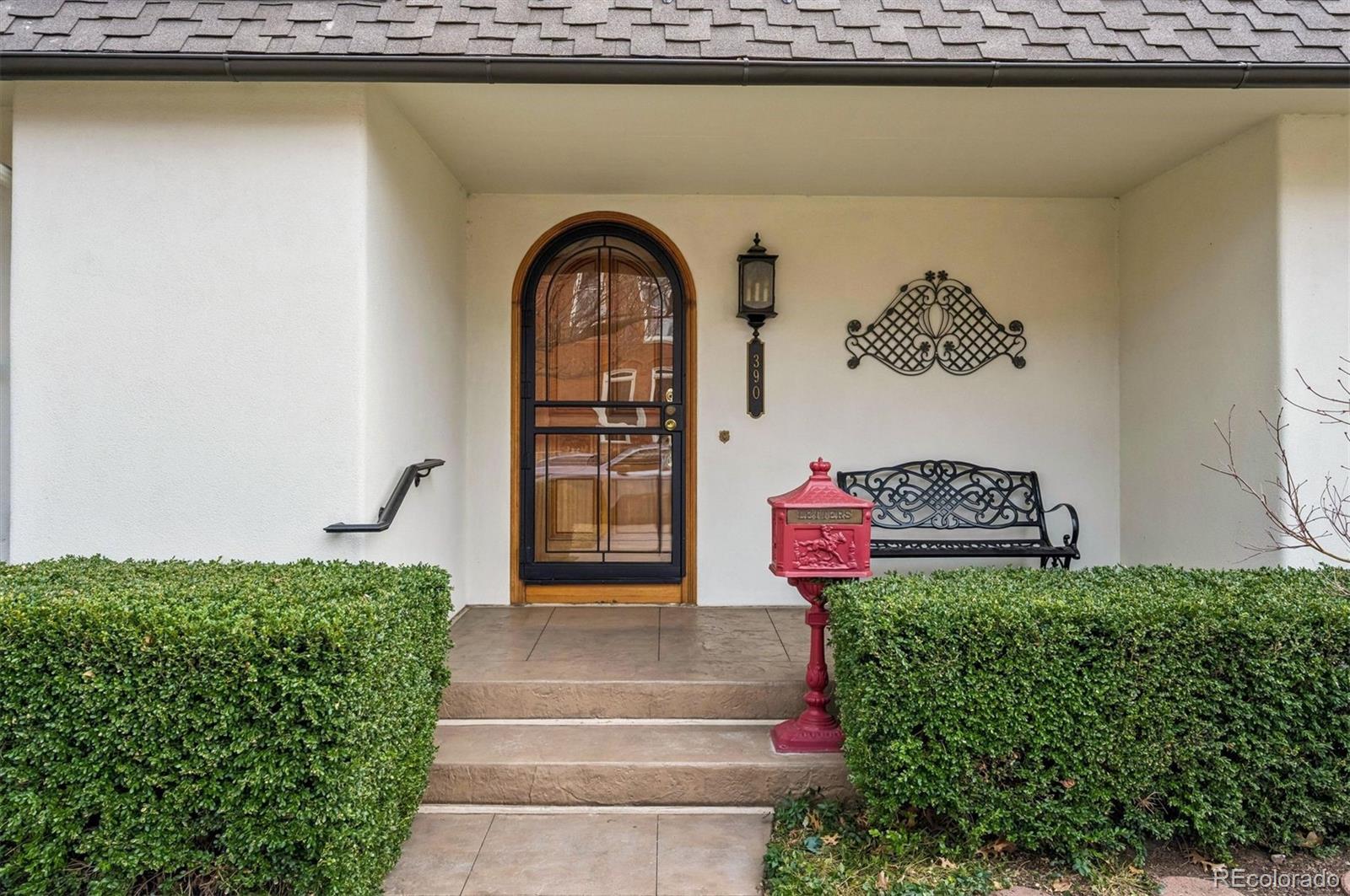 MLS Image #44 for 390  saint paul street,denver, Colorado