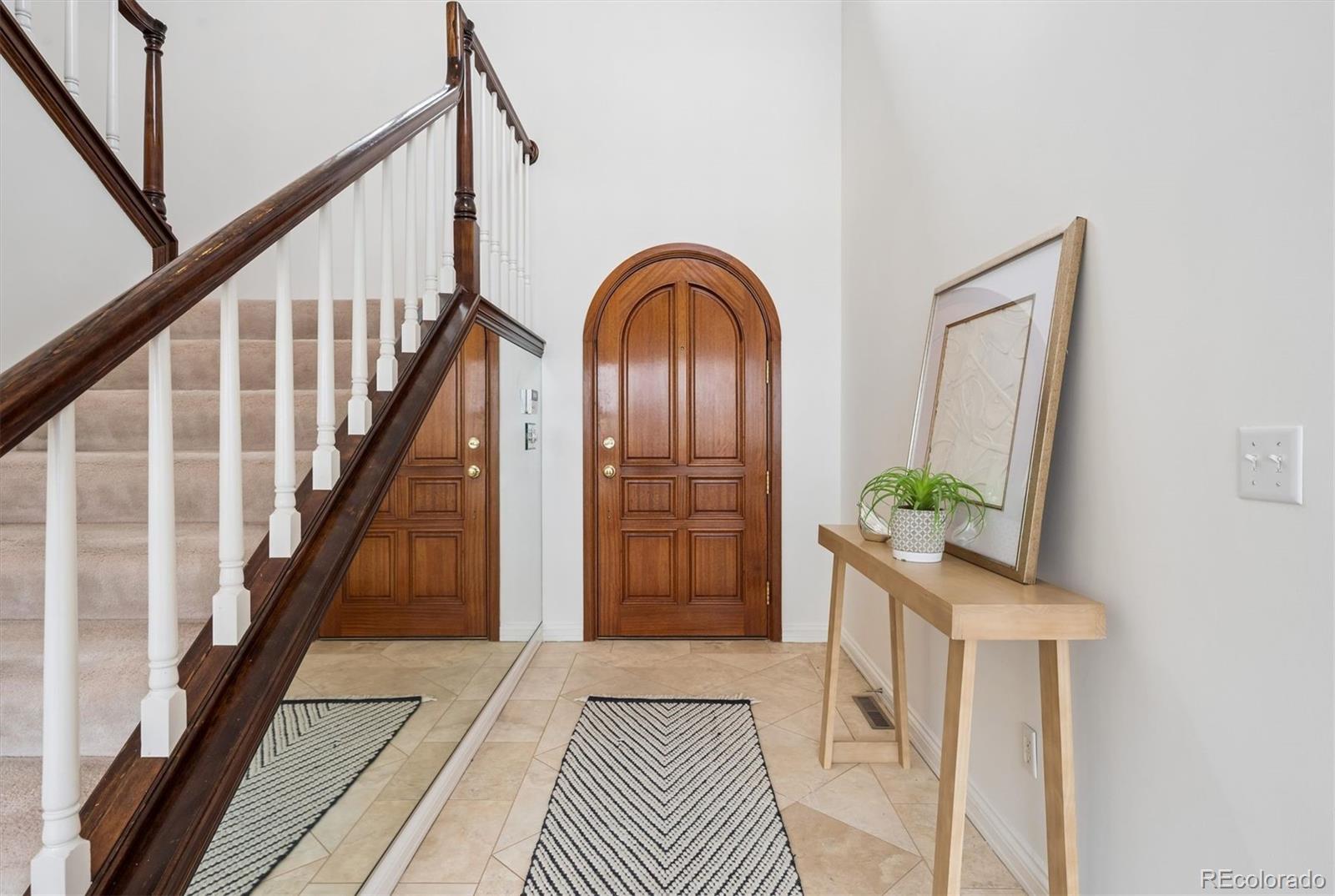 MLS Image #5 for 390  saint paul street,denver, Colorado