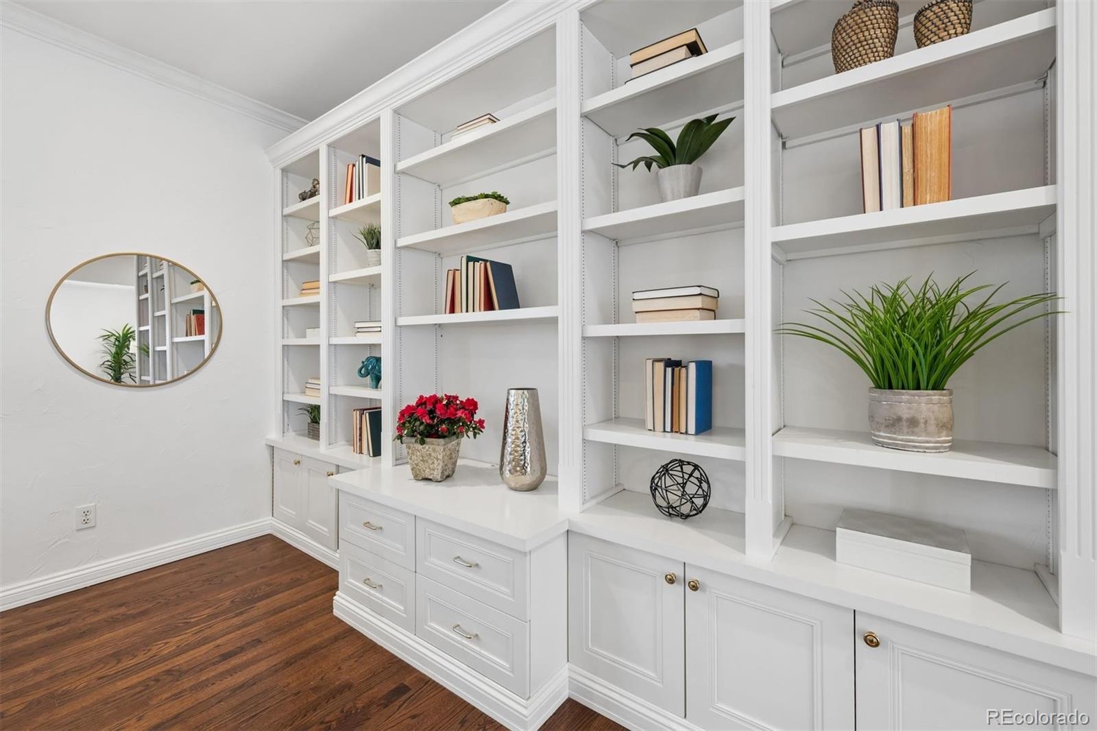 MLS Image #9 for 390  saint paul street,denver, Colorado