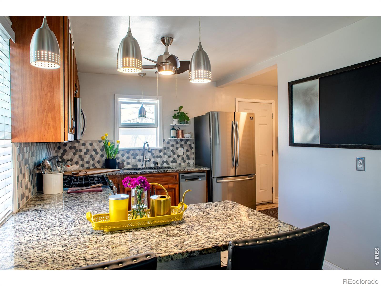 MLS Image #11 for 128 e 5th avenue,longmont, Colorado