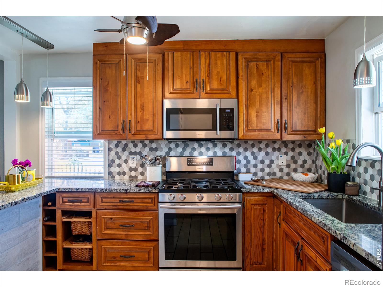 MLS Image #13 for 128 e 5th avenue,longmont, Colorado