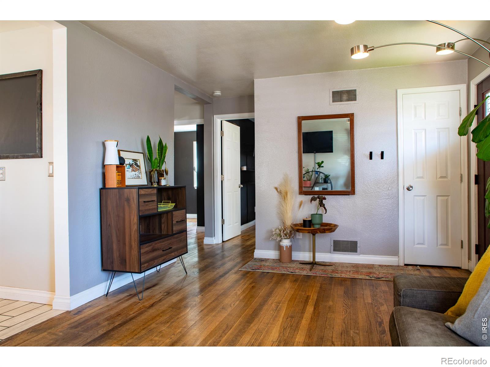 MLS Image #14 for 128 e 5th avenue,longmont, Colorado