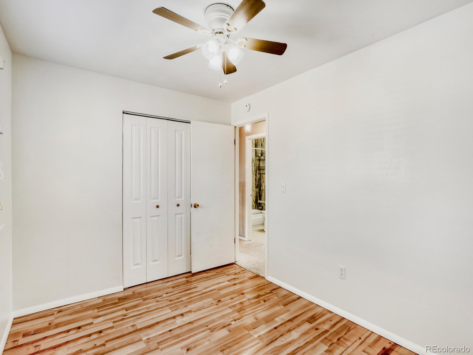 MLS Image #12 for 3196 s olathe way,aurora, Colorado