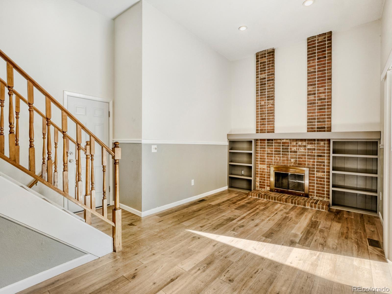 MLS Image #2 for 3196 s olathe way,aurora, Colorado