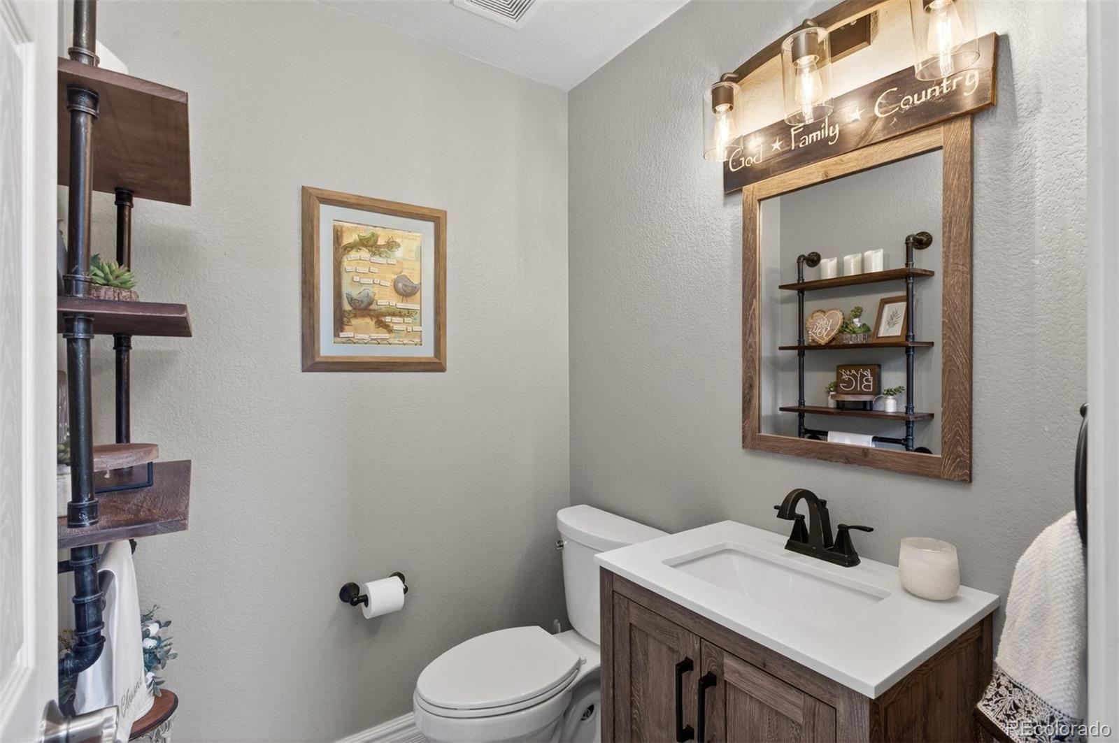 MLS Image #11 for 10060  matthew lane,highlands ranch, Colorado