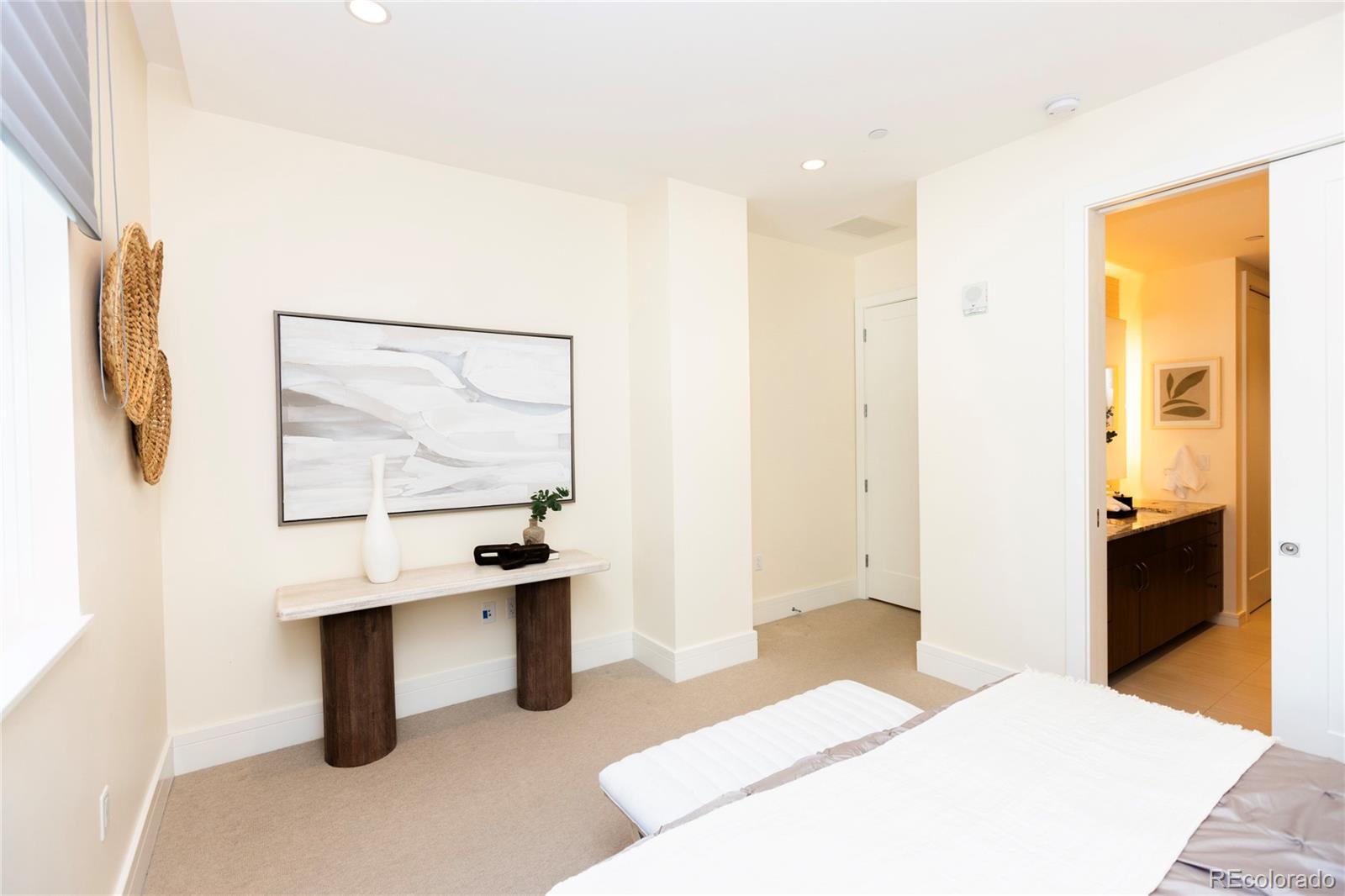 MLS Image #19 for 250  columbine street 308,denver, Colorado