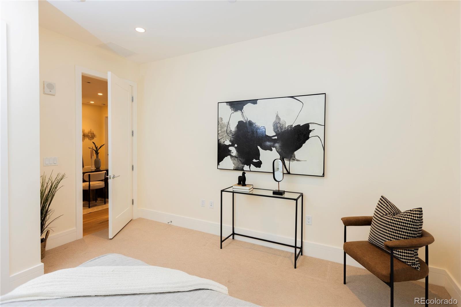 MLS Image #31 for 250  columbine street 308,denver, Colorado