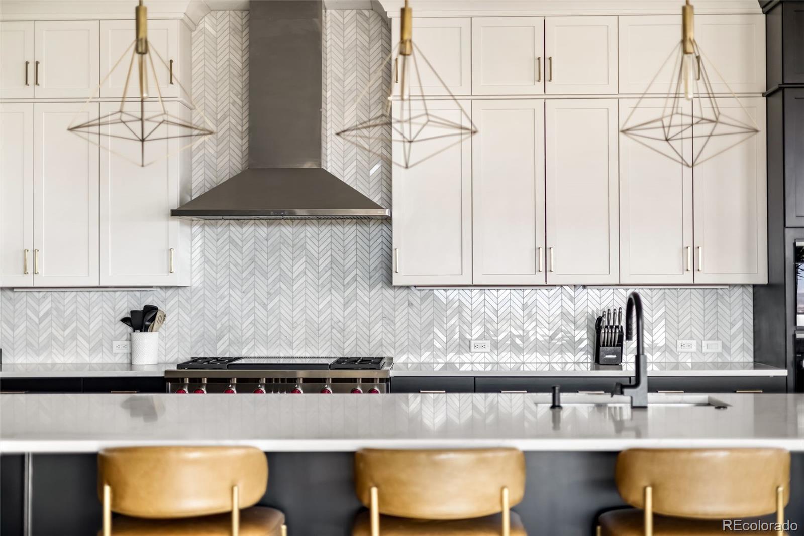 MLS Image #13 for 15325  king court,broomfield, Colorado