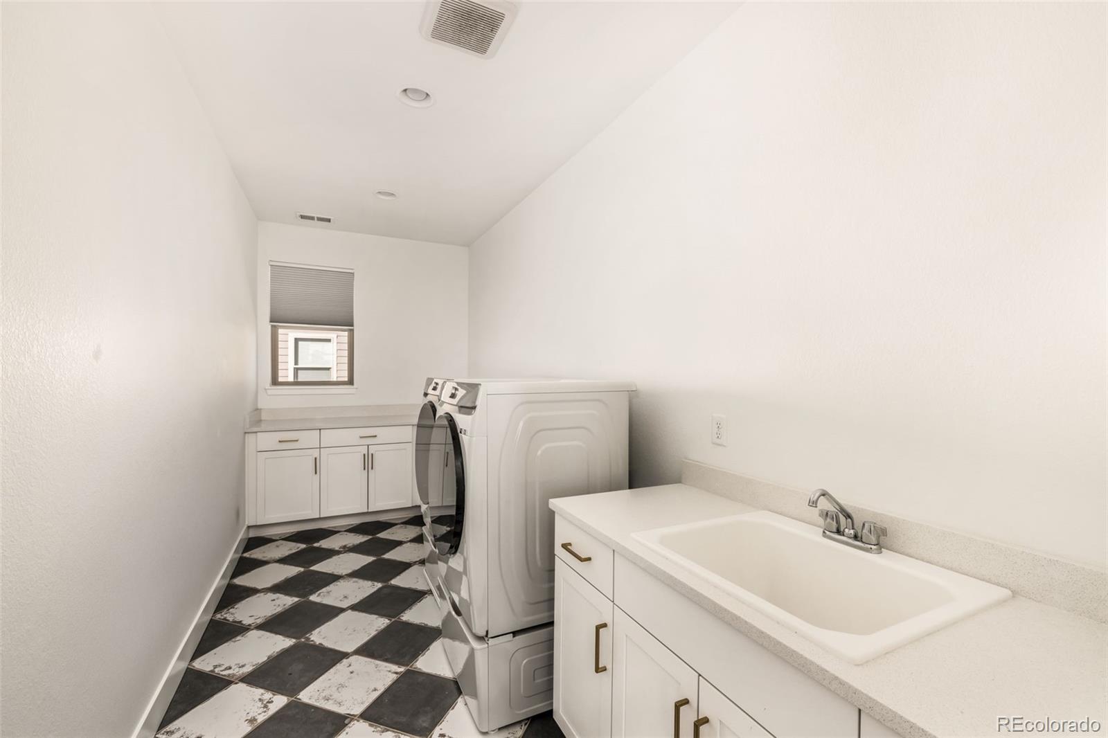 MLS Image #41 for 15325  king court,broomfield, Colorado