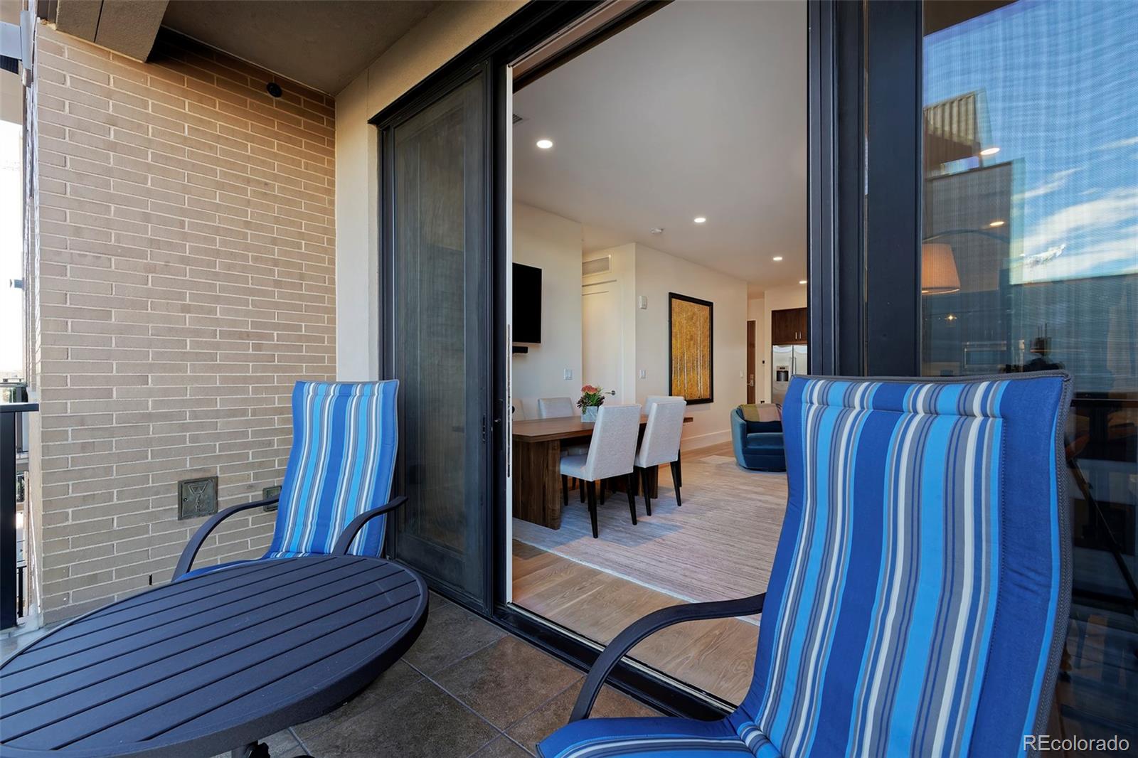 MLS Image #12 for 250  columbine street 509,denver, Colorado