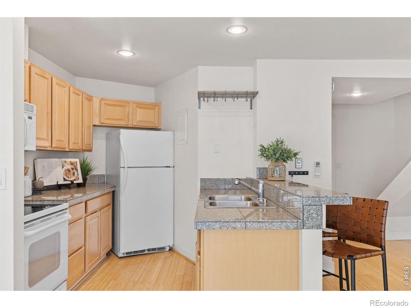 MLS Image #14 for 827  maxwell avenue,boulder, Colorado
