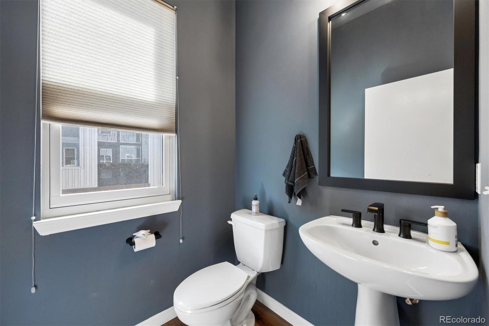 MLS Image #12 for 2680  blake street 7,denver, Colorado