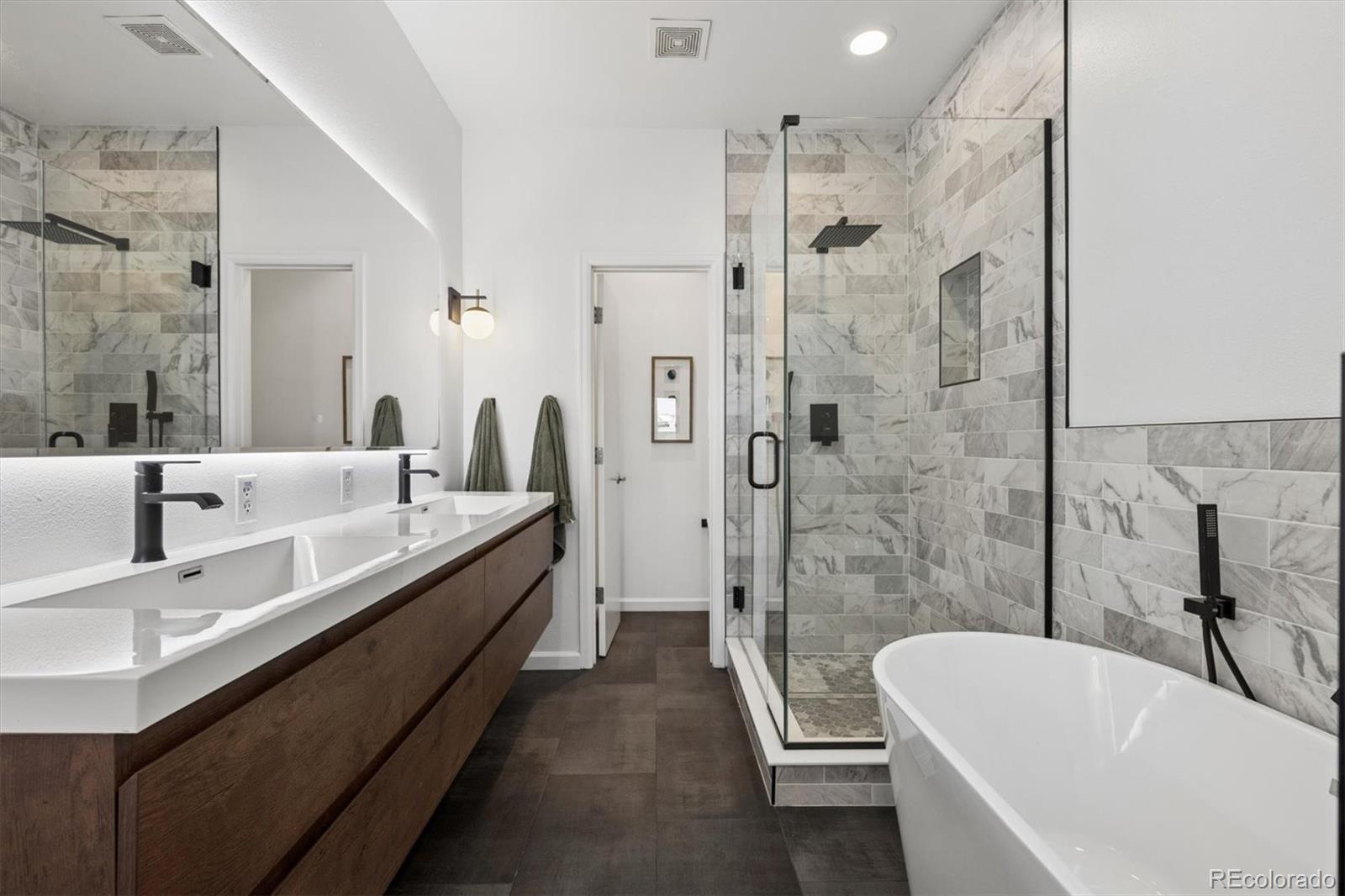MLS Image #15 for 2680  blake street 7,denver, Colorado