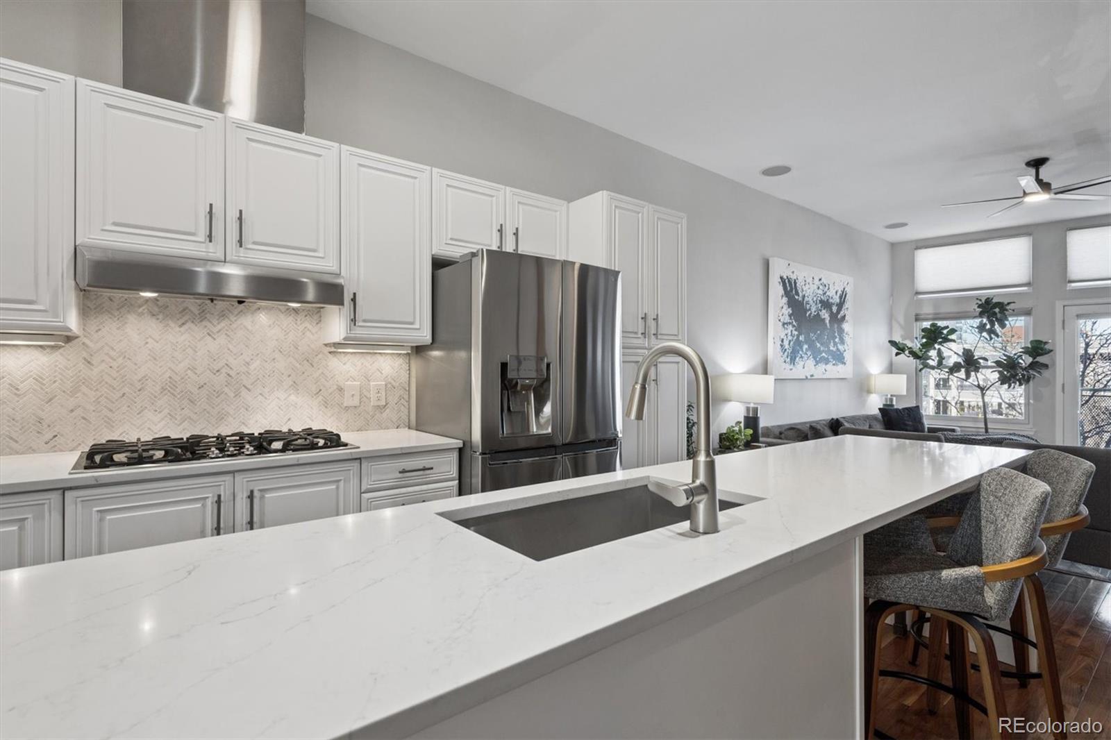 MLS Image #6 for 2680  blake street 7,denver, Colorado
