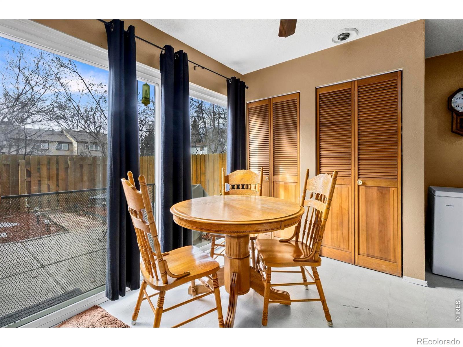 MLS Image #11 for 985 w 10th street,loveland, Colorado