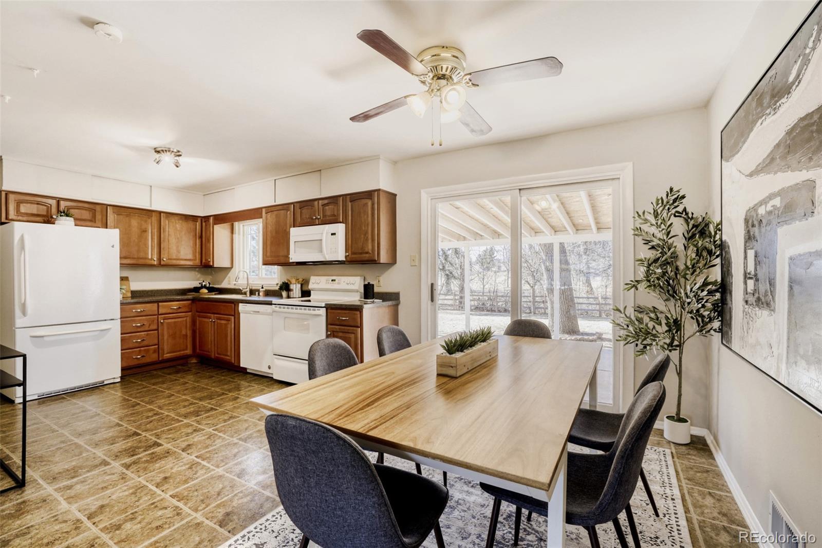 MLS Image #11 for 10710 w 66th avenue,arvada, Colorado