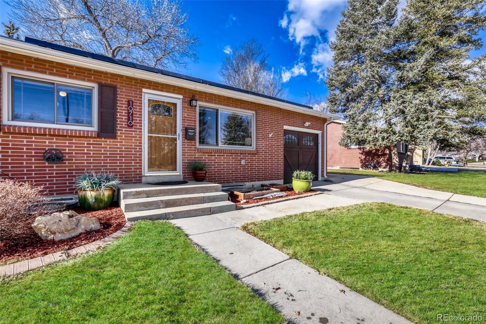MLS Image #8 for 10710 w 66th avenue,arvada, Colorado