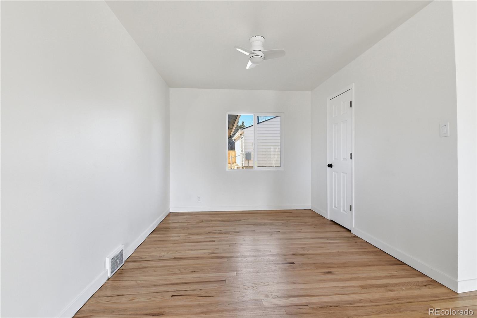 MLS Image #10 for 851 s pecos street,denver, Colorado