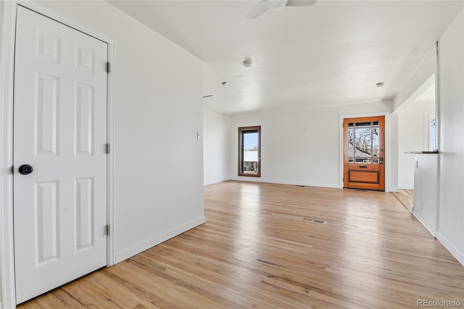 MLS Image #11 for 851 s pecos street,denver, Colorado
