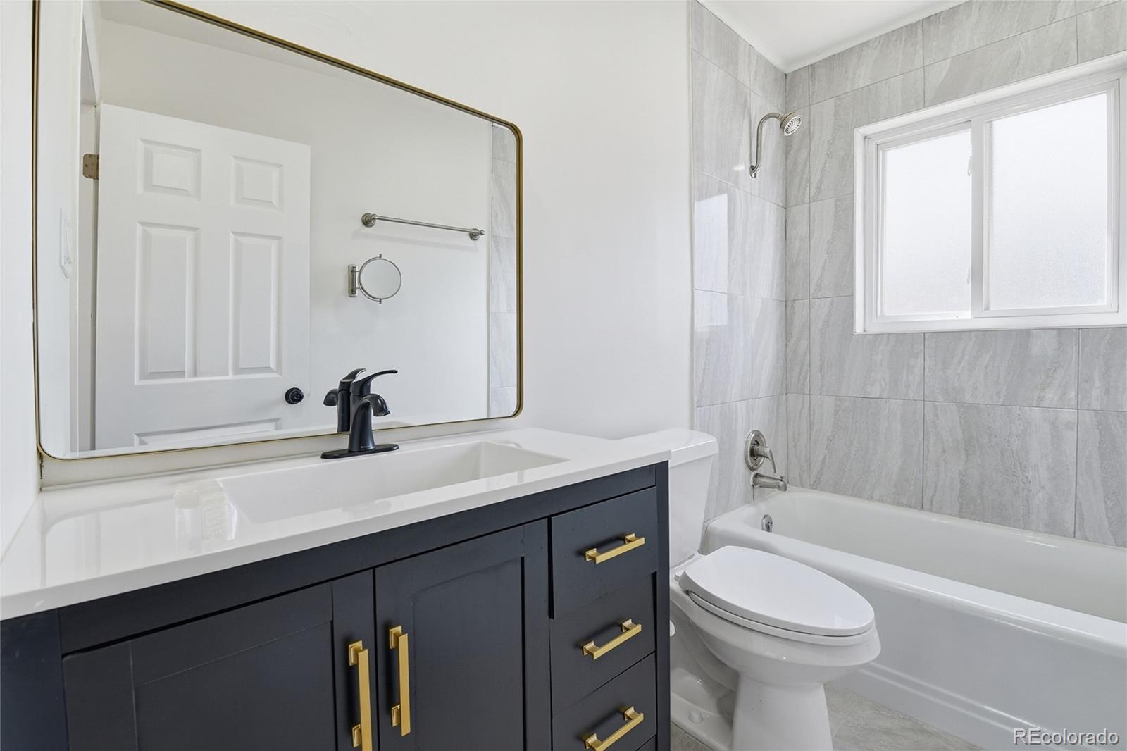 MLS Image #36 for 851 s pecos street,denver, Colorado