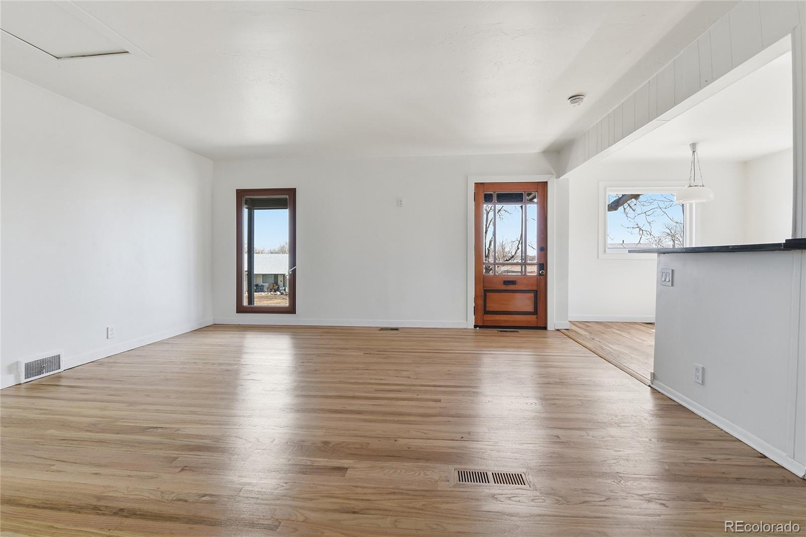 MLS Image #6 for 851 s pecos street,denver, Colorado