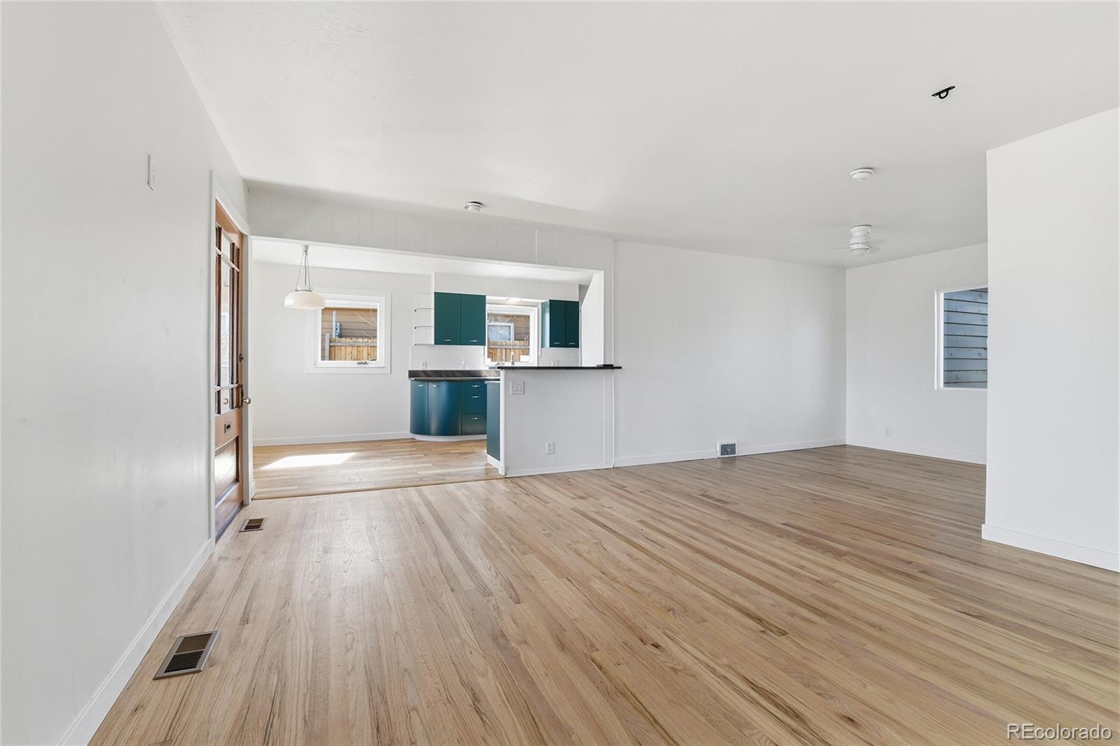 MLS Image #8 for 851 s pecos street,denver, Colorado