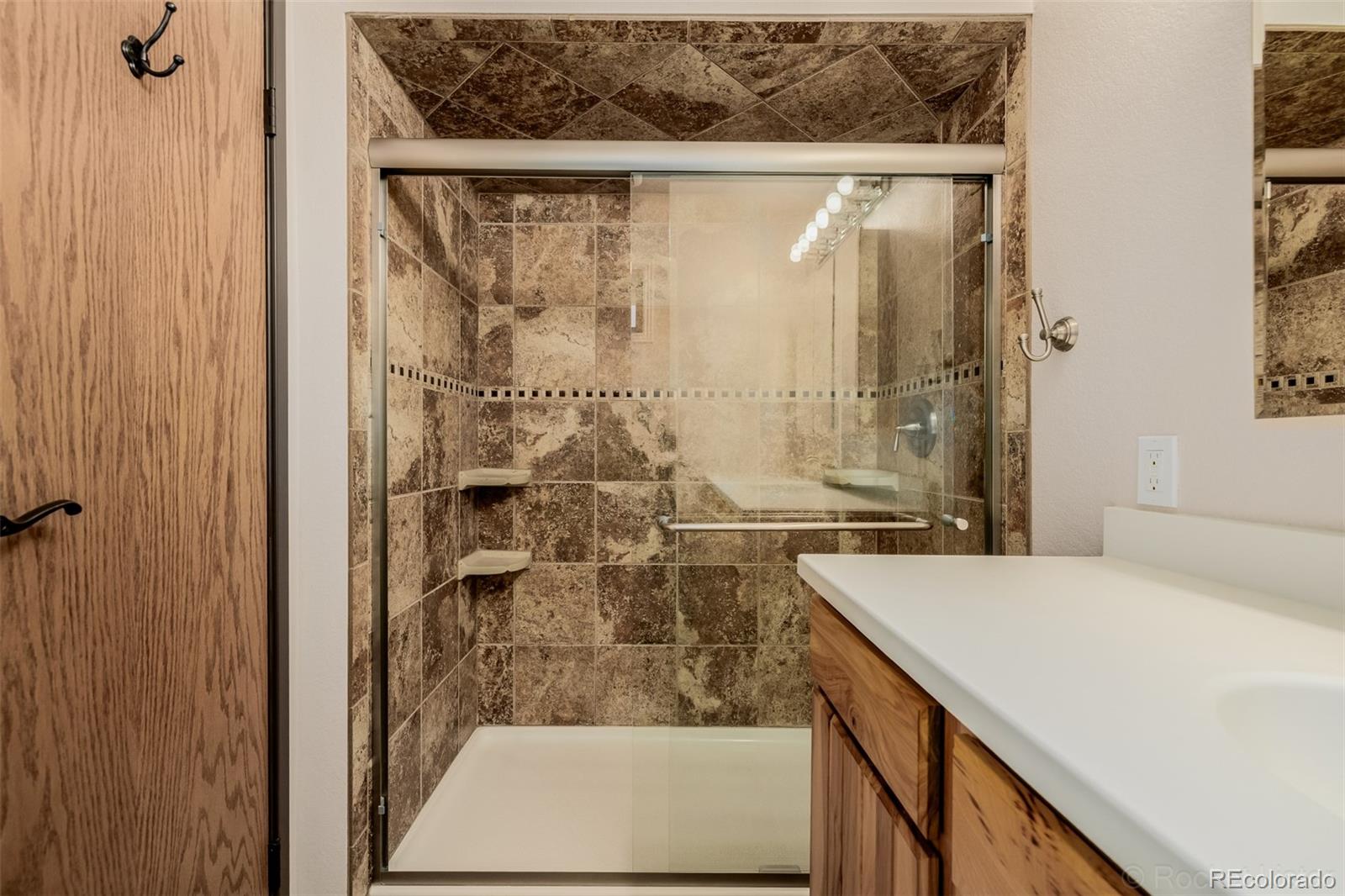 MLS Image #17 for 3525 s brentwood street,denver, Colorado