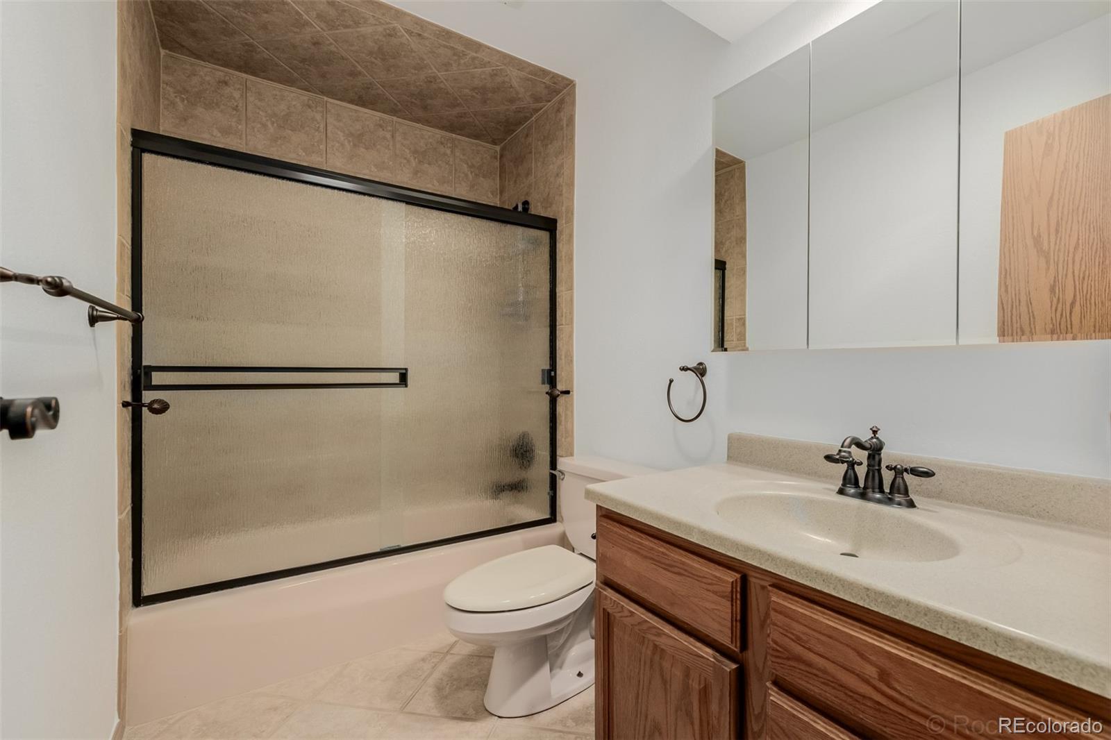 MLS Image #20 for 3525 s brentwood street,denver, Colorado