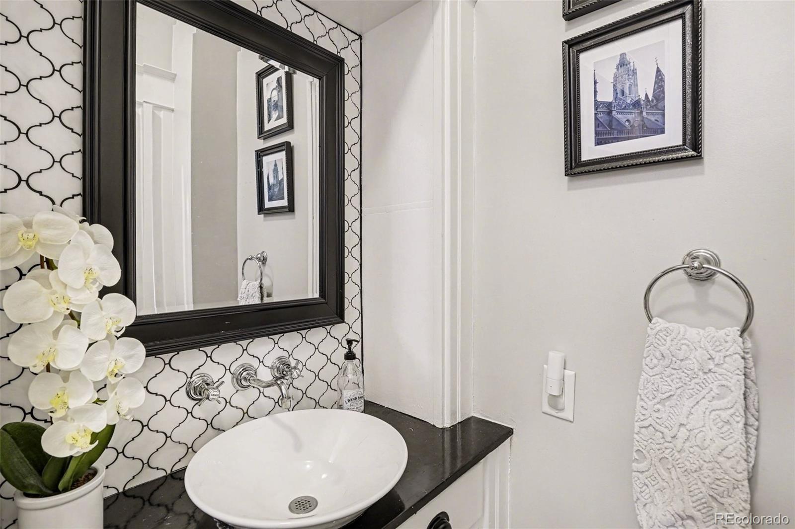 MLS Image #29 for 1611  steele street,denver, Colorado