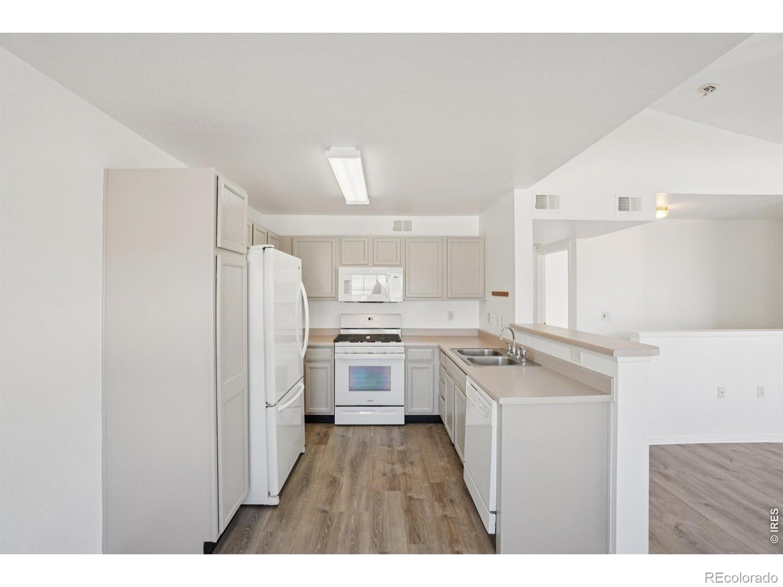MLS Image #11 for 3002 w elizabeth street,fort collins, Colorado