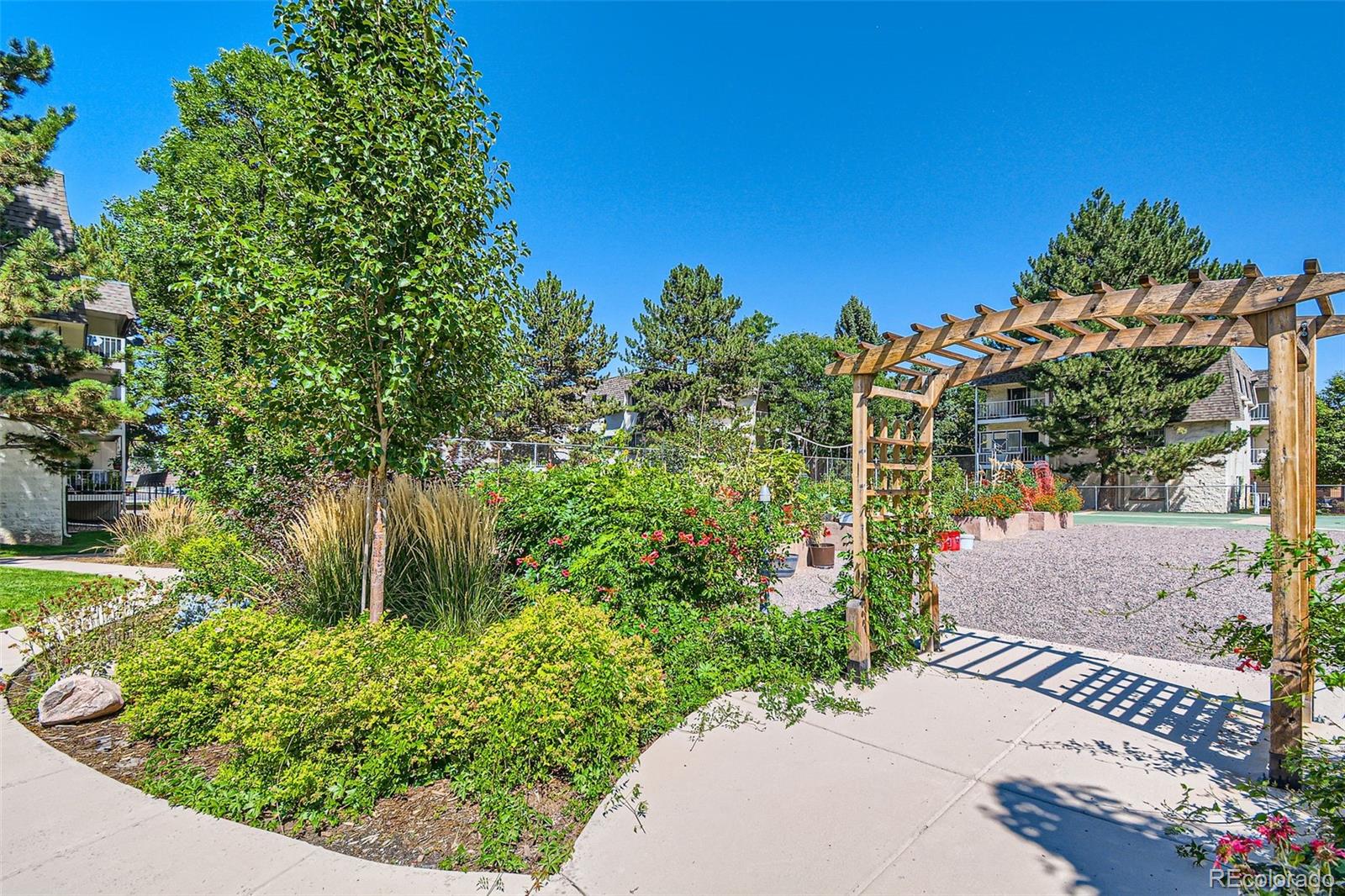 MLS Image #11 for 5995 e iliff avenue 106,denver, Colorado