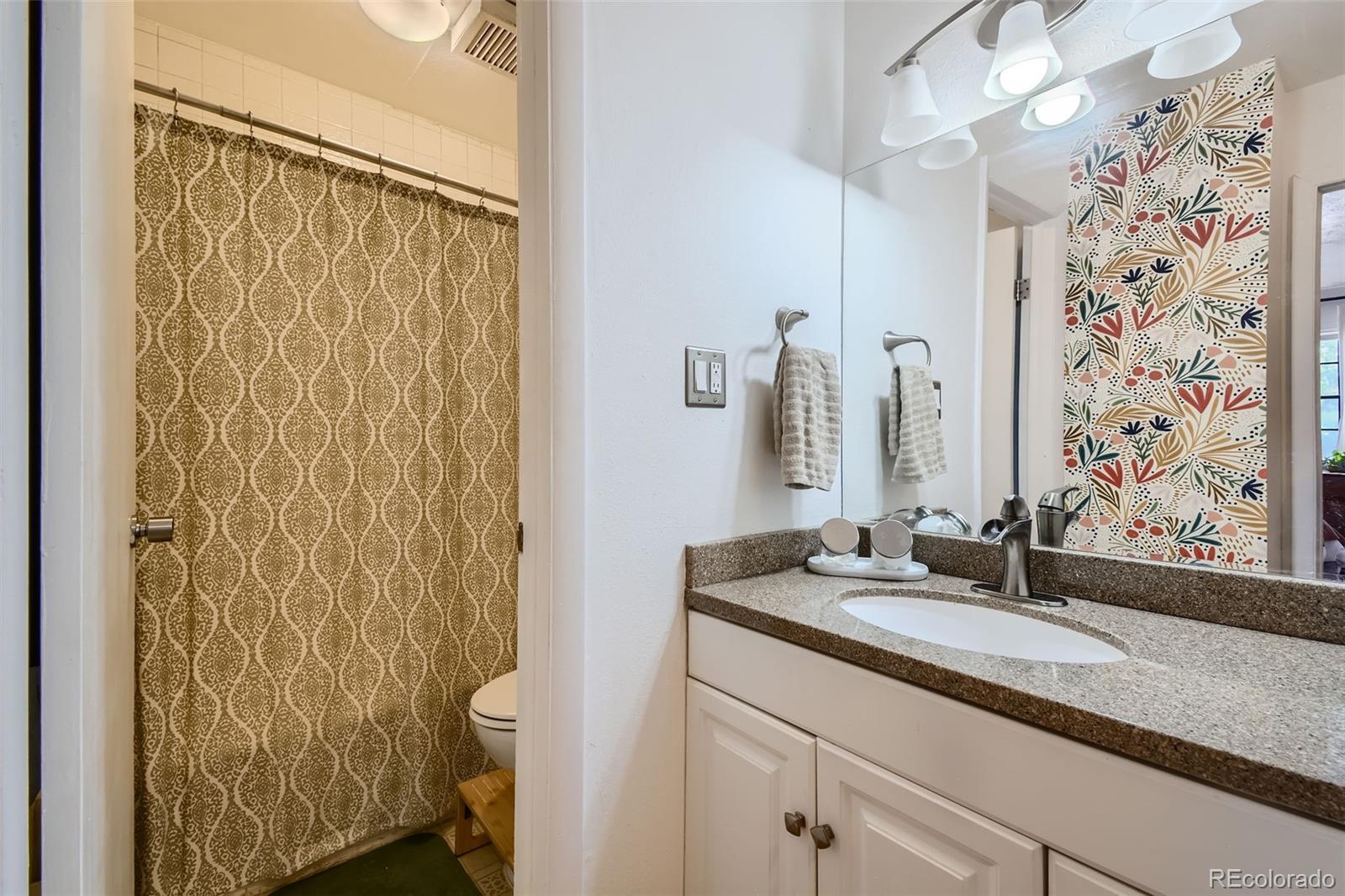 MLS Image #8 for 5995 e iliff avenue 106,denver, Colorado