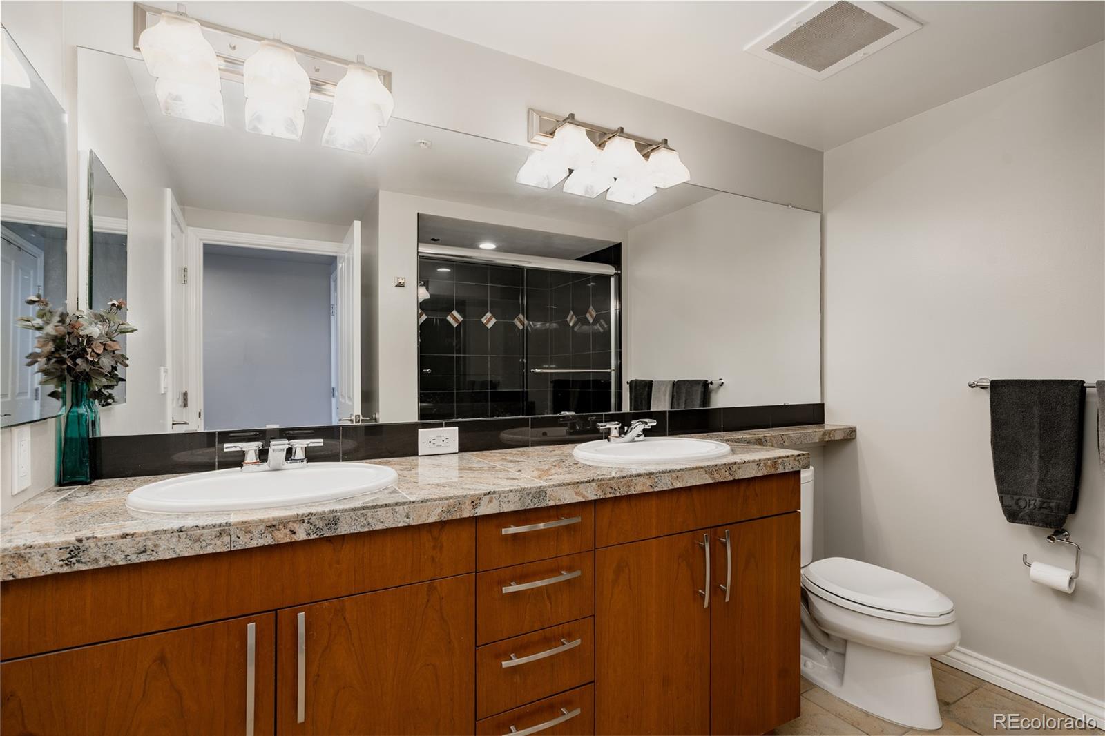 MLS Image #30 for 8100 e union avenue 1709,denver, Colorado