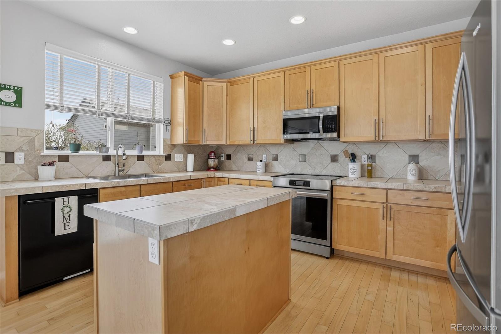 MLS Image #11 for 12850  roslyn street,thornton, Colorado