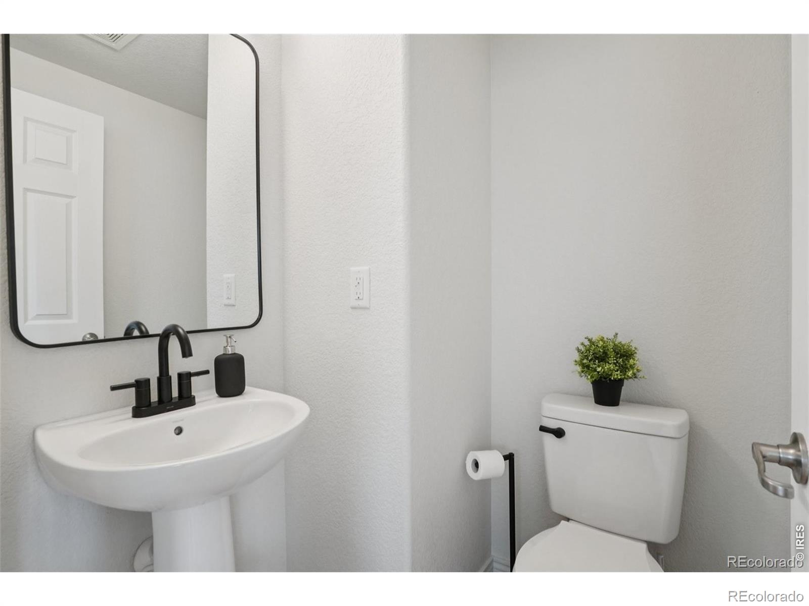 MLS Image #13 for 727  rawlins way,lafayette, Colorado