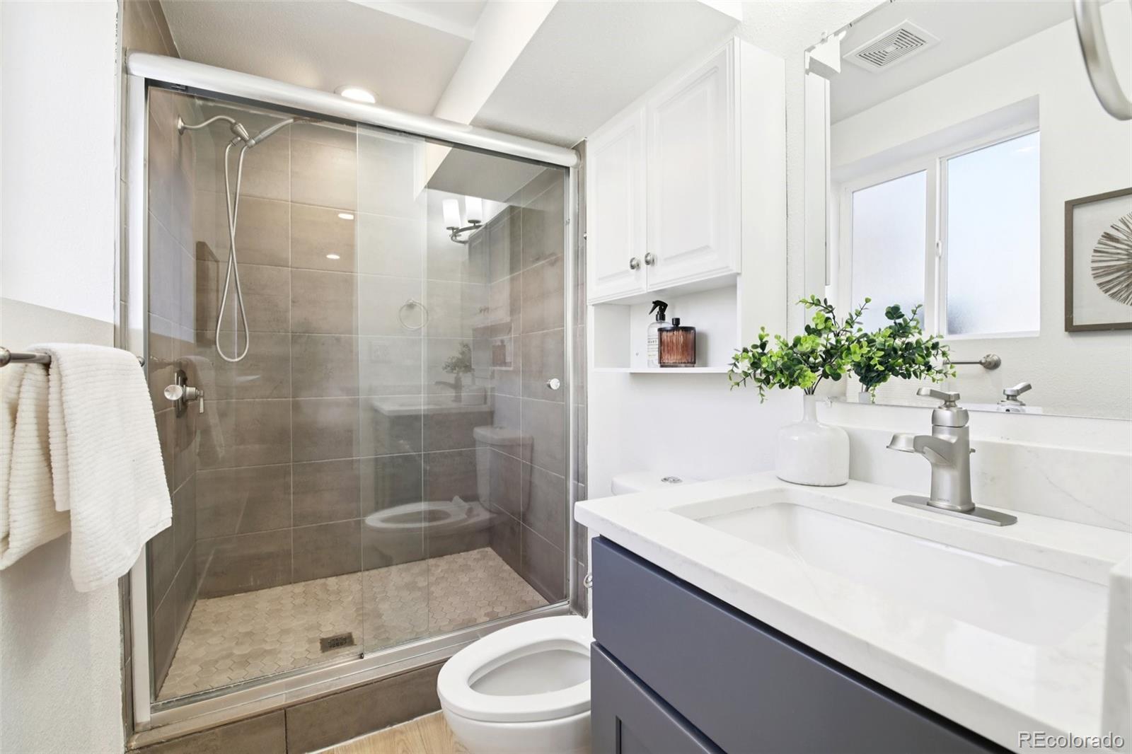 MLS Image #22 for 15132 e bates avenue,aurora, Colorado