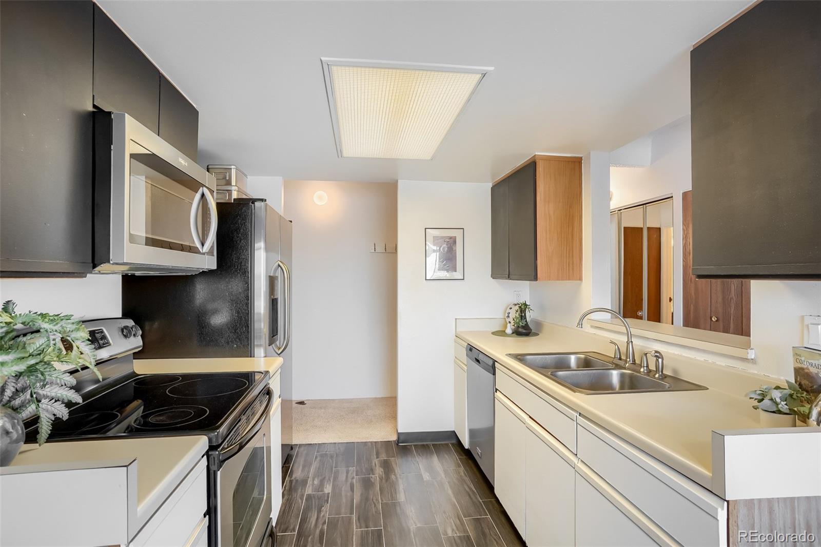 MLS Image #5 for 1011 s ironton street 210,aurora, Colorado