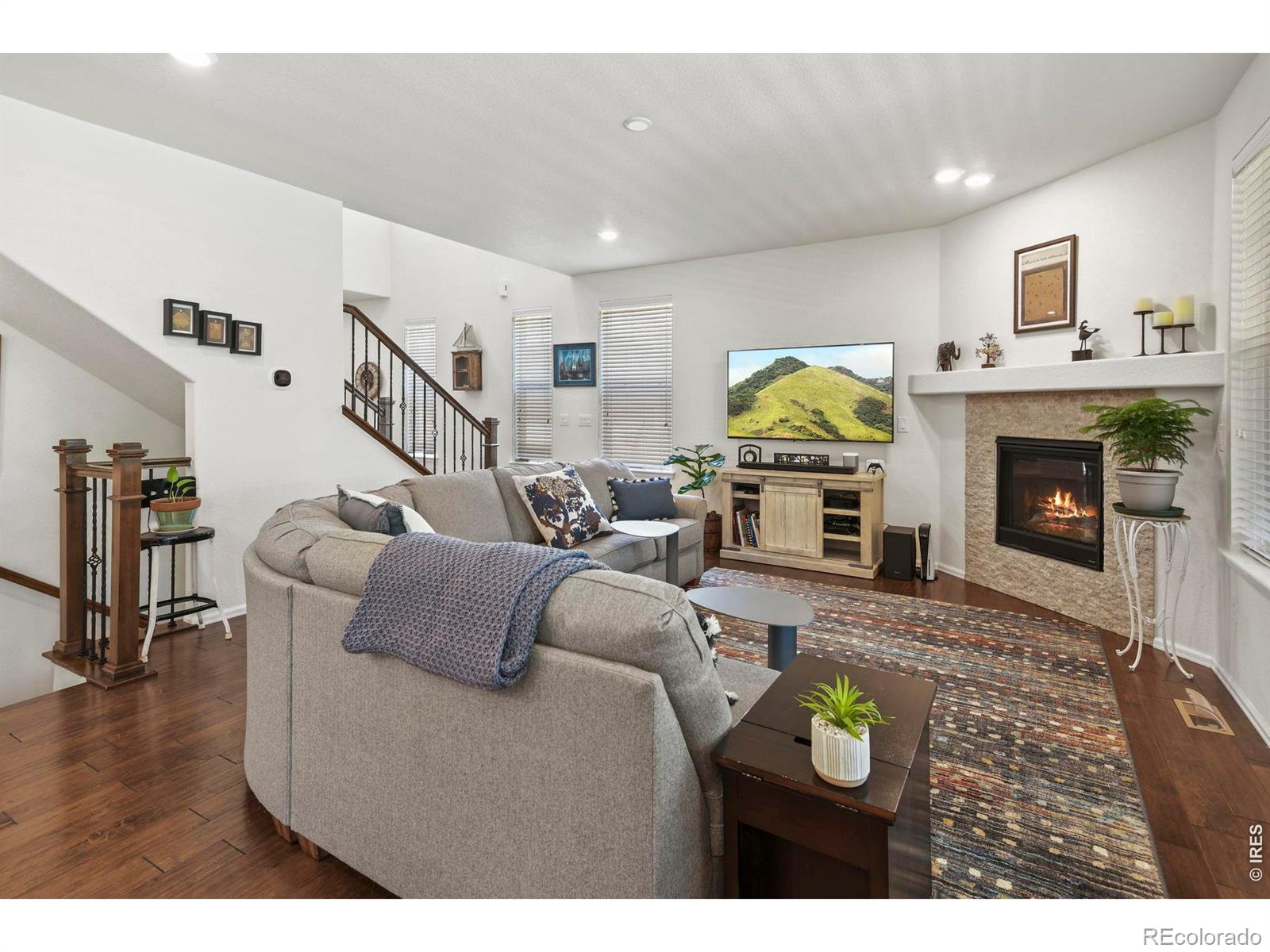 MLS Image #3 for 833  carbonate lane,erie, Colorado