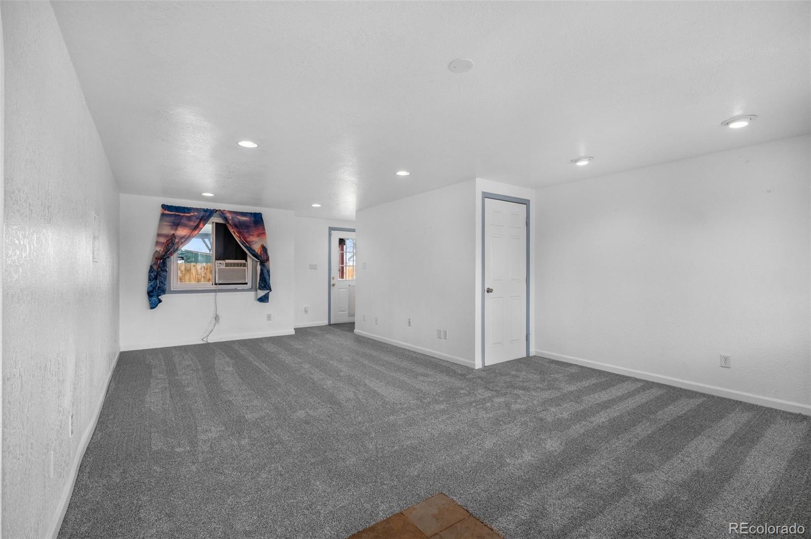 MLS Image #3 for 6540  poplar street,commerce city, Colorado