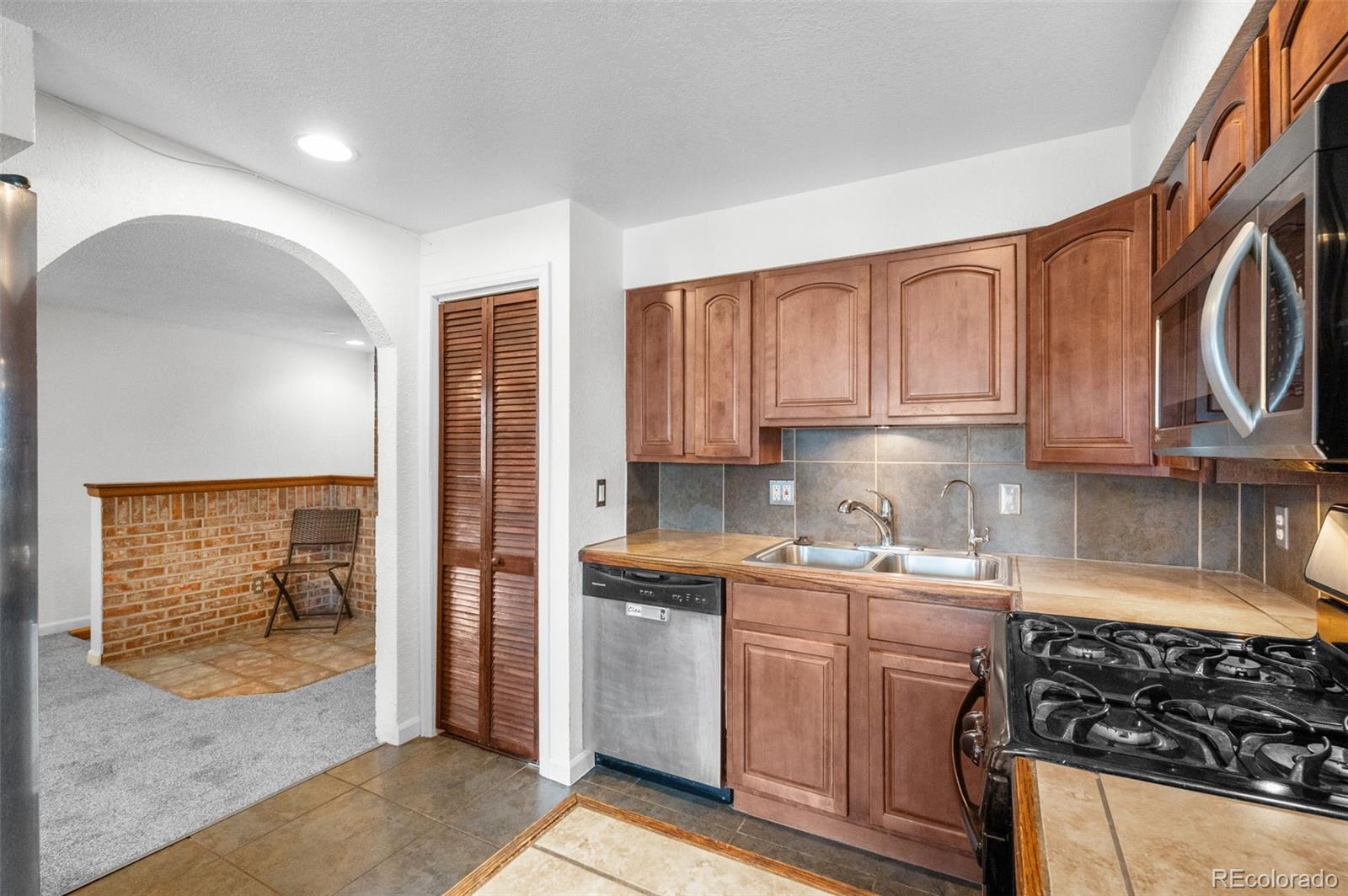 MLS Image #8 for 6540  poplar street,commerce city, Colorado