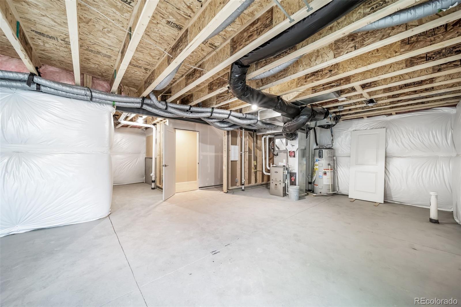 MLS Image #44 for 3935  desertwood court,johnstown, Colorado