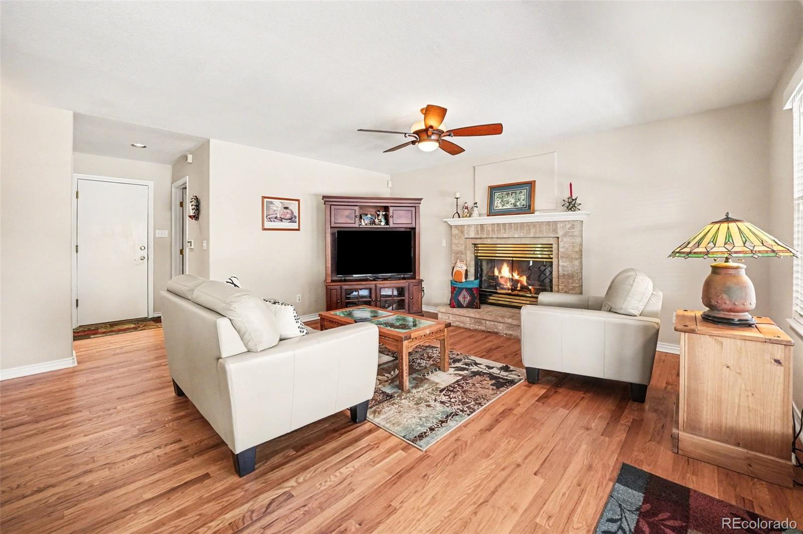 MLS Image #13 for 6454 s nelson way,littleton, Colorado