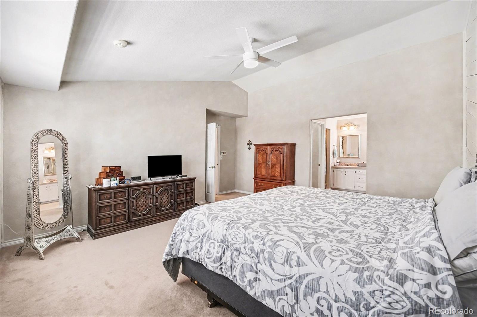 MLS Image #16 for 6454 s nelson way,littleton, Colorado