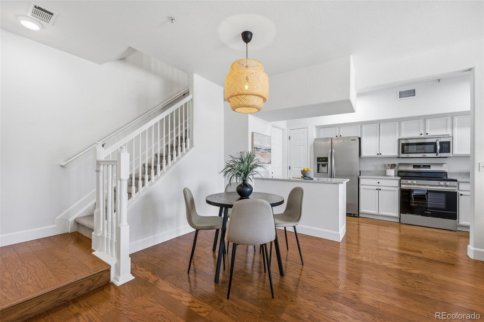MLS Image #11 for 9550 e florida avenue,denver, Colorado