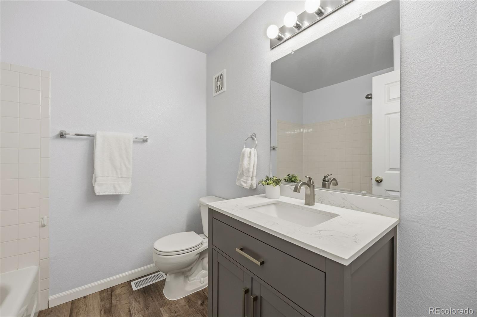 MLS Image #18 for 9550 e florida avenue,denver, Colorado