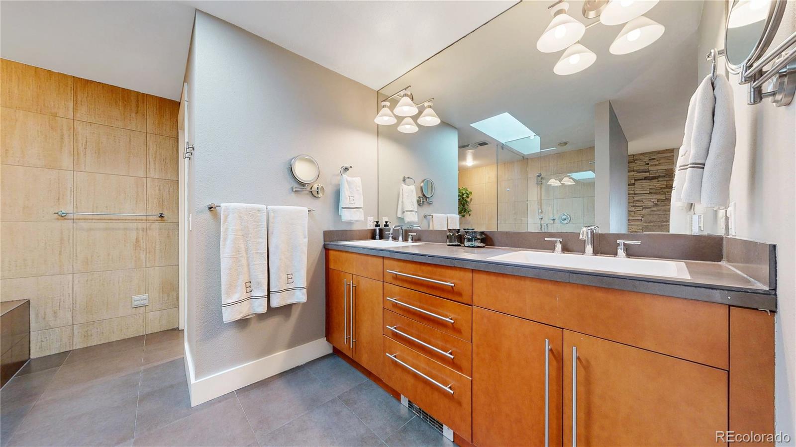 MLS Image #19 for 477  locust street,denver, Colorado