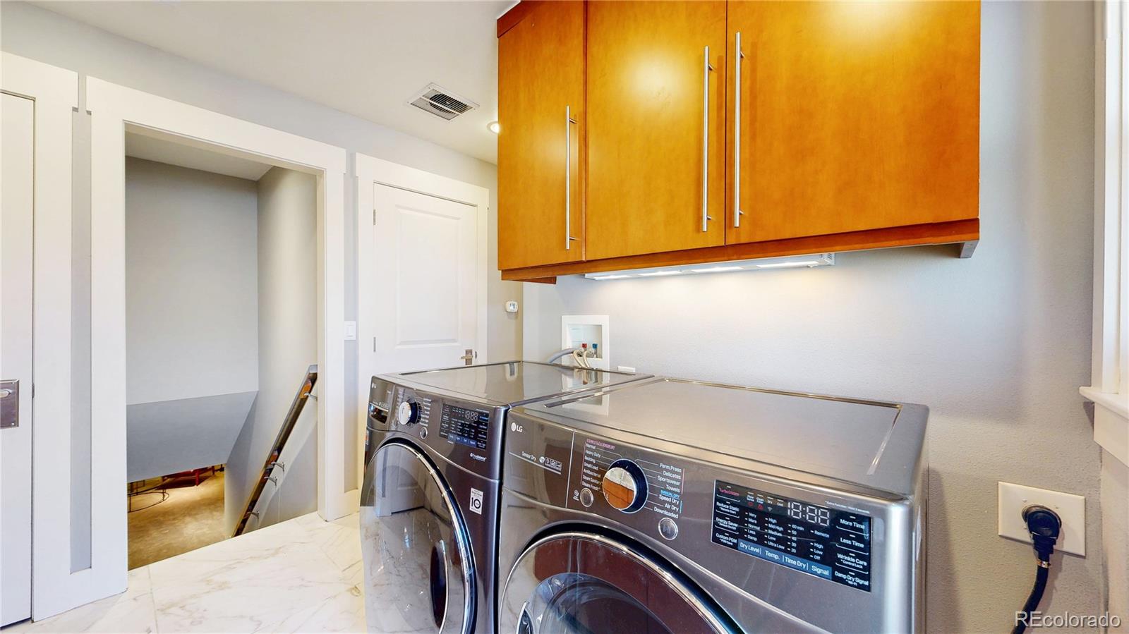 MLS Image #28 for 477  locust street,denver, Colorado